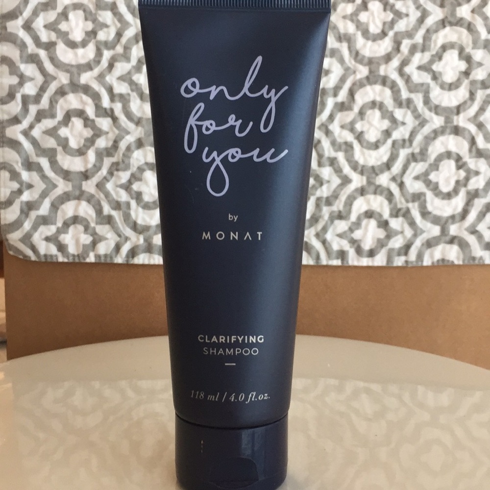 Monat Clarifying Shampoo
